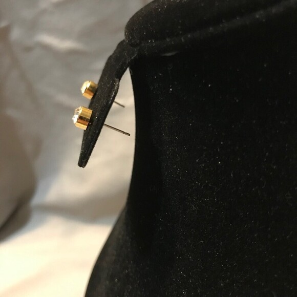 Crystal Stud Earrings - Picture 2 of 3